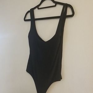 Prettylittlething black square neck sleeveless